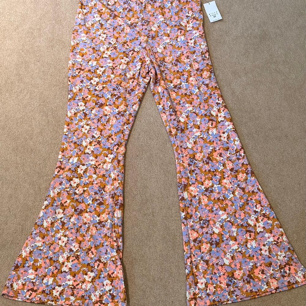 Billabong NWT Hang Loose Floral Flare Pants Women's Large Blue Pink Brown Retro